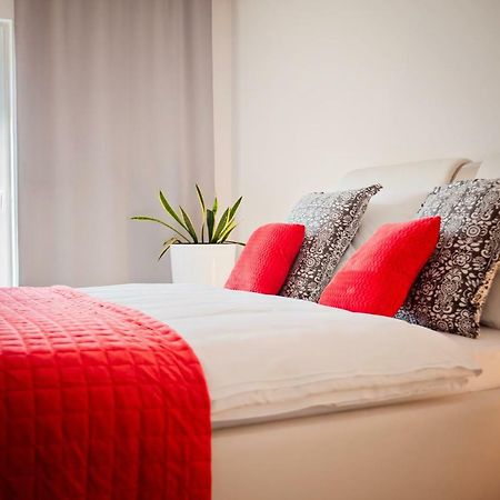 Apartamenty Homely Place - Parking 7 Poznań Extérieur photo