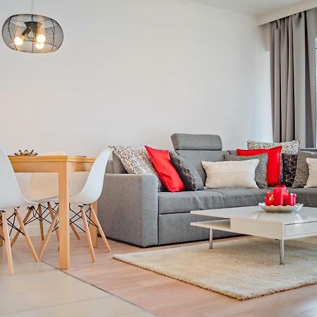 Apartamenty Homely Place - Parking 7 Poznań Extérieur photo