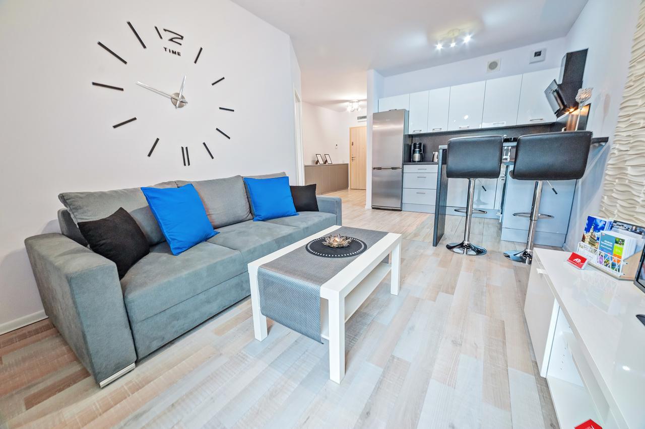 Apartamenty Homely Place - Parking 7 Poznań Extérieur photo