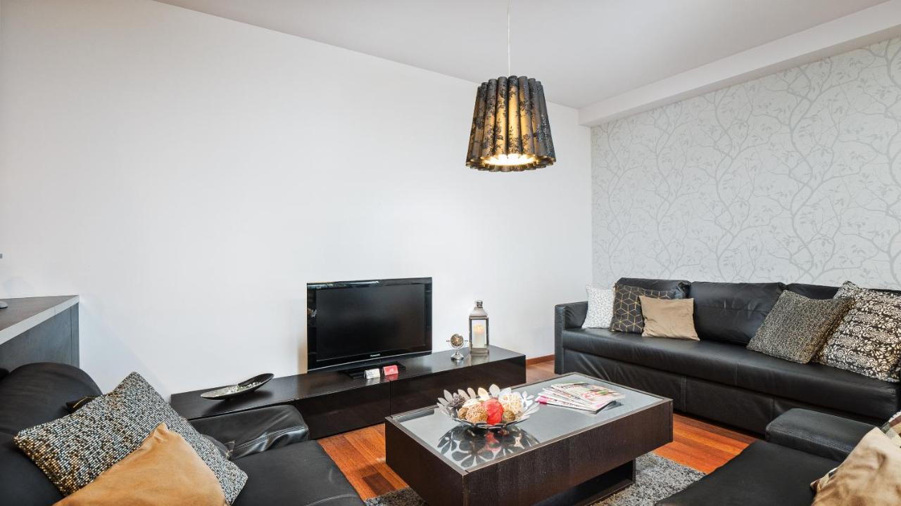 Apartamenty Homely Place - Parking 7 Poznań Extérieur photo